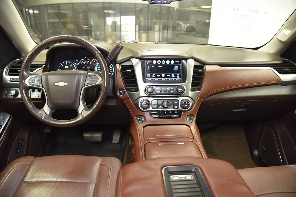 2016 Chevrolet Suburban Image 24