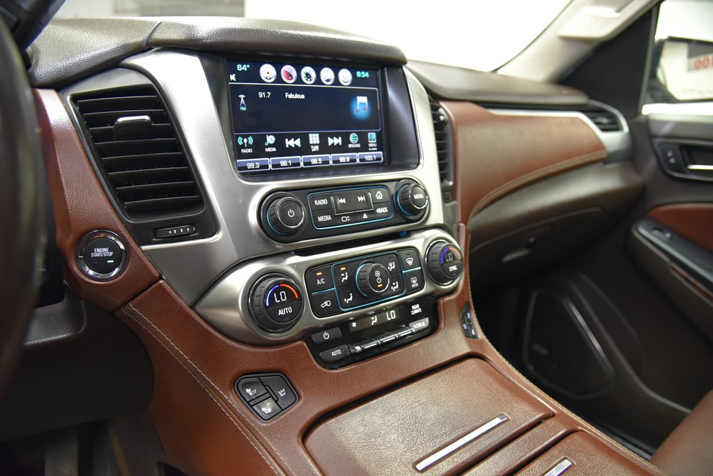 2016 Chevrolet Suburban Image 31