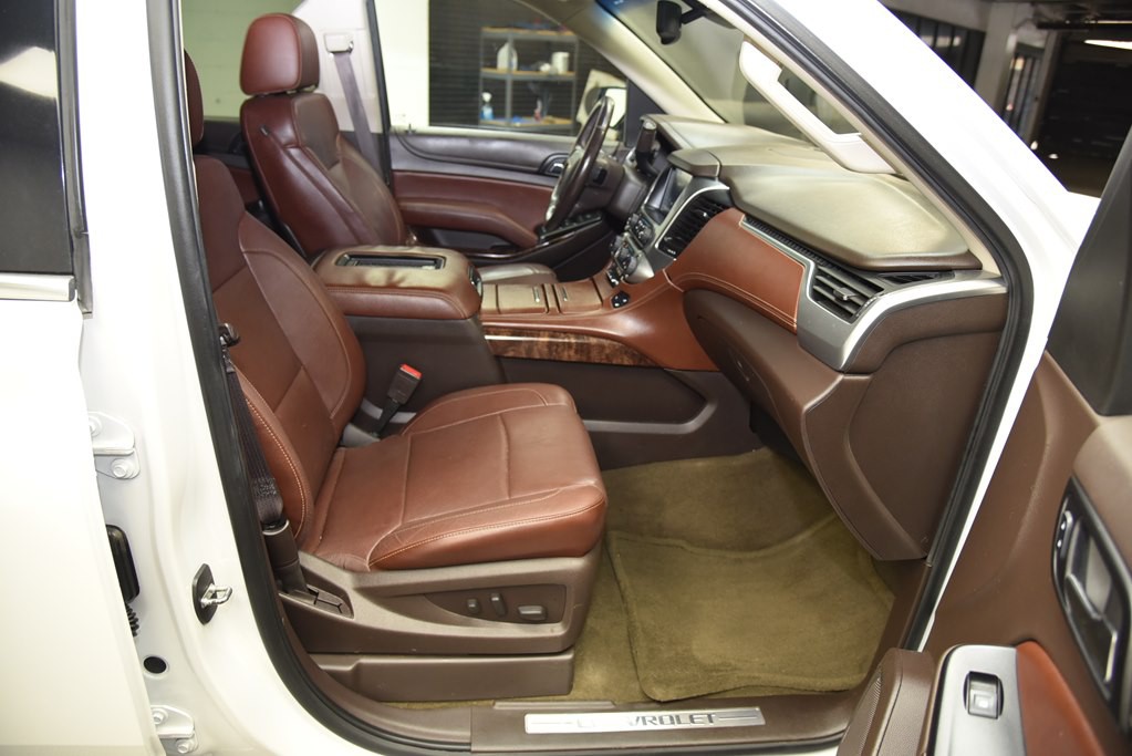 2016 Chevrolet Suburban Image 36