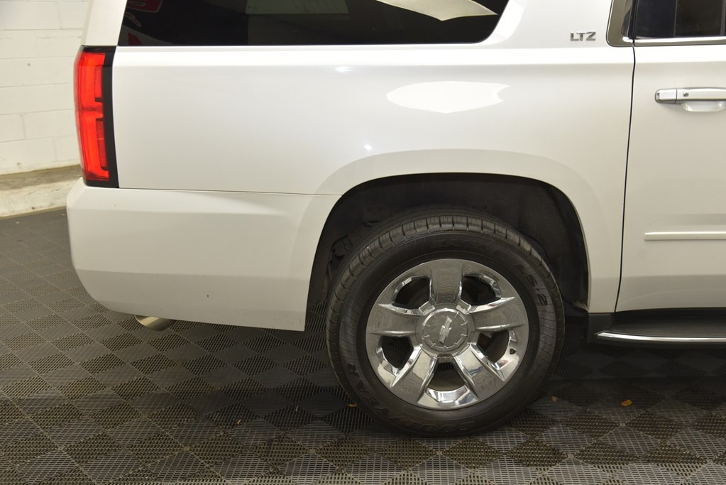 2016 Chevrolet Suburban Image 41