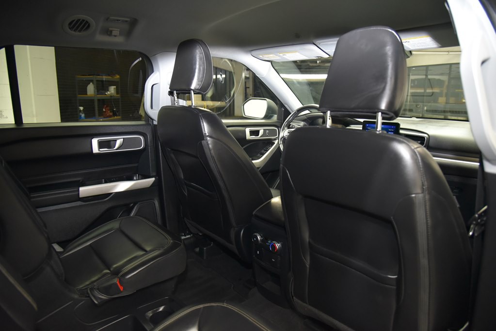 2021 Ford Explorer Image 36