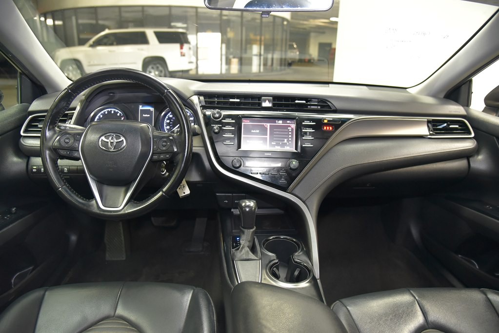 2020 Toyota Camry Image 18