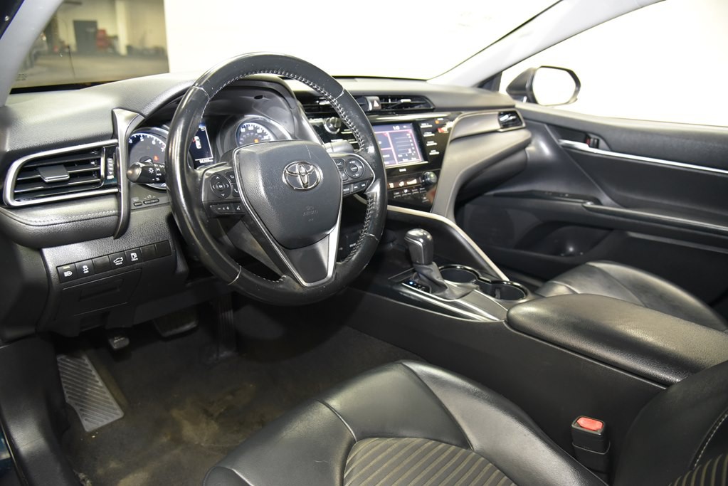 2020 Toyota Camry Image 22