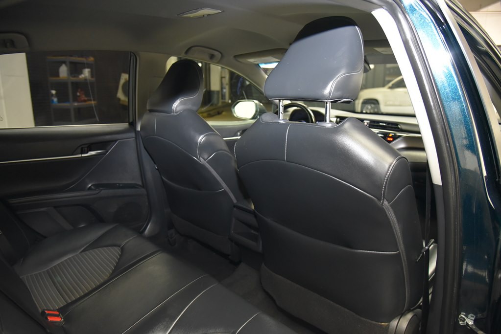 2020 Toyota Camry Image 25