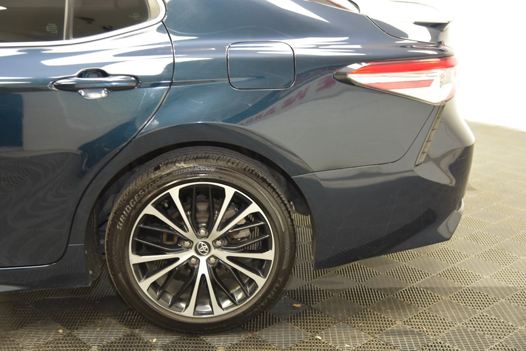 2020 Toyota Camry Image 31