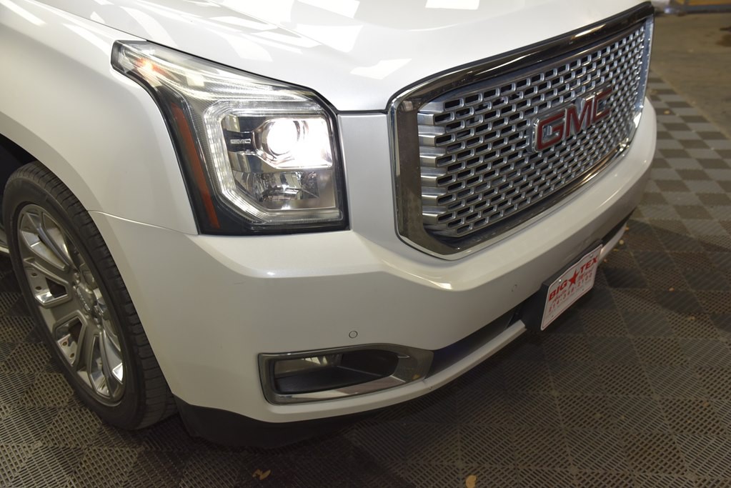 2016 GMC Yukon Image 12
