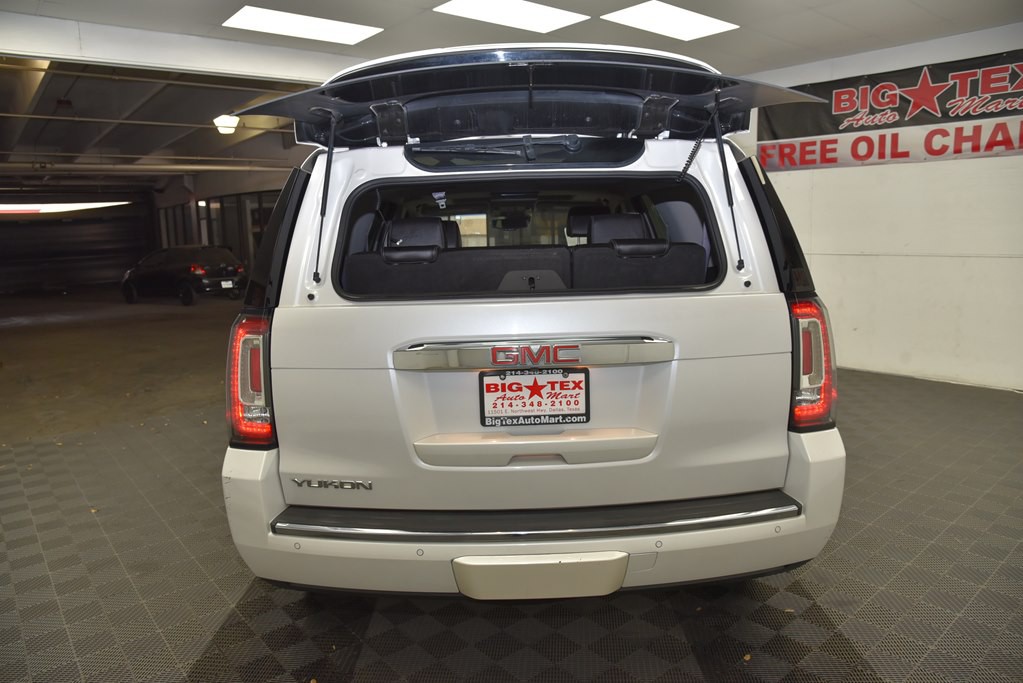 2016 GMC Yukon Image 17