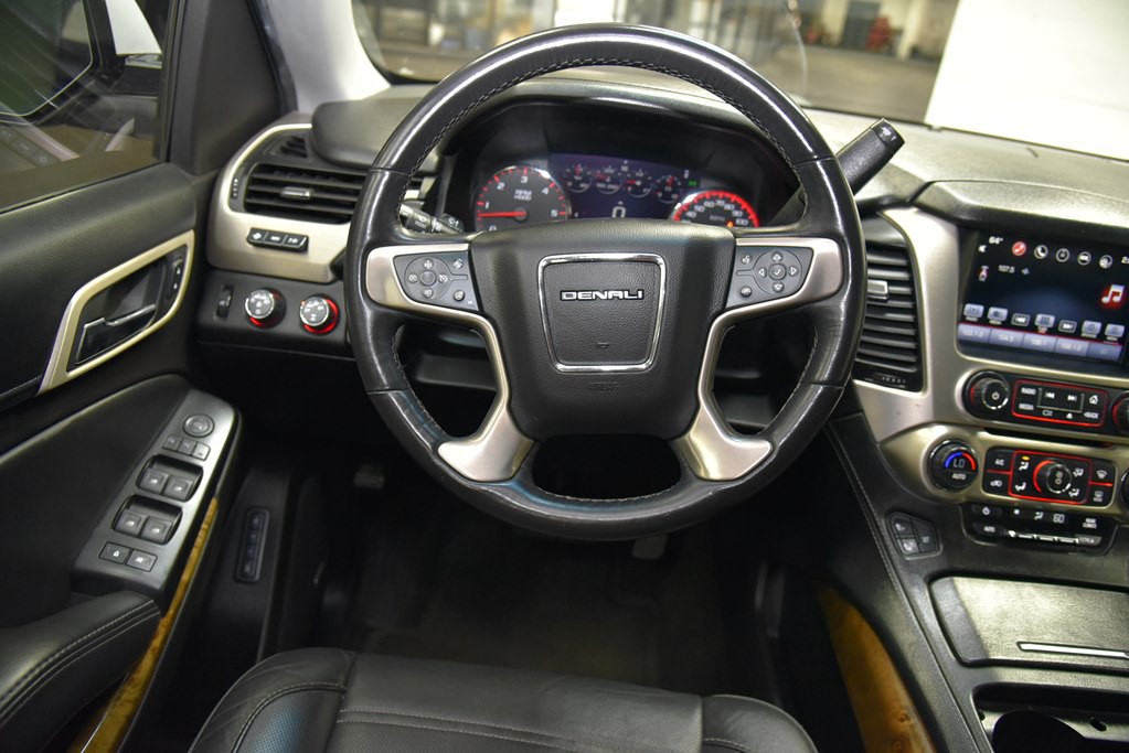 2016 GMC Yukon Image 24