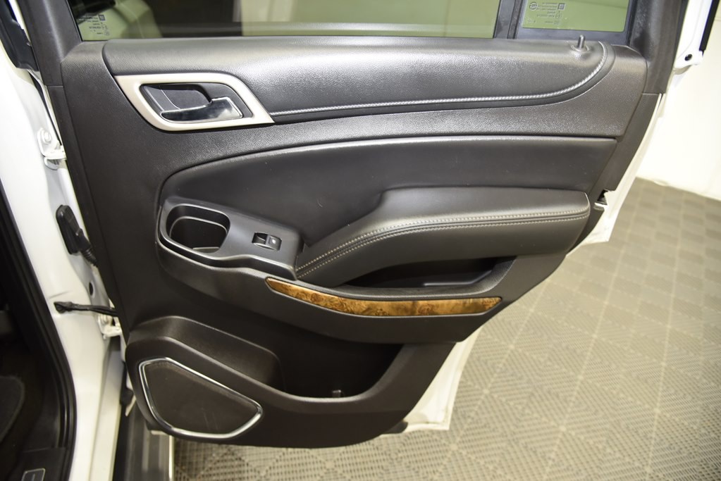 2016 GMC Yukon Image 38