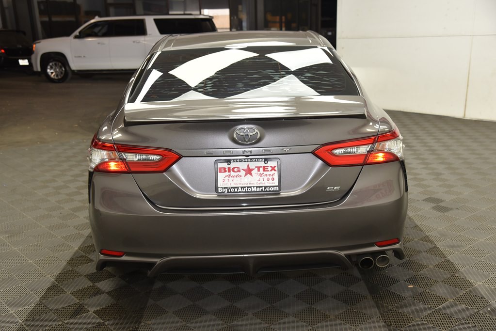 2018 Toyota Camry Image 4