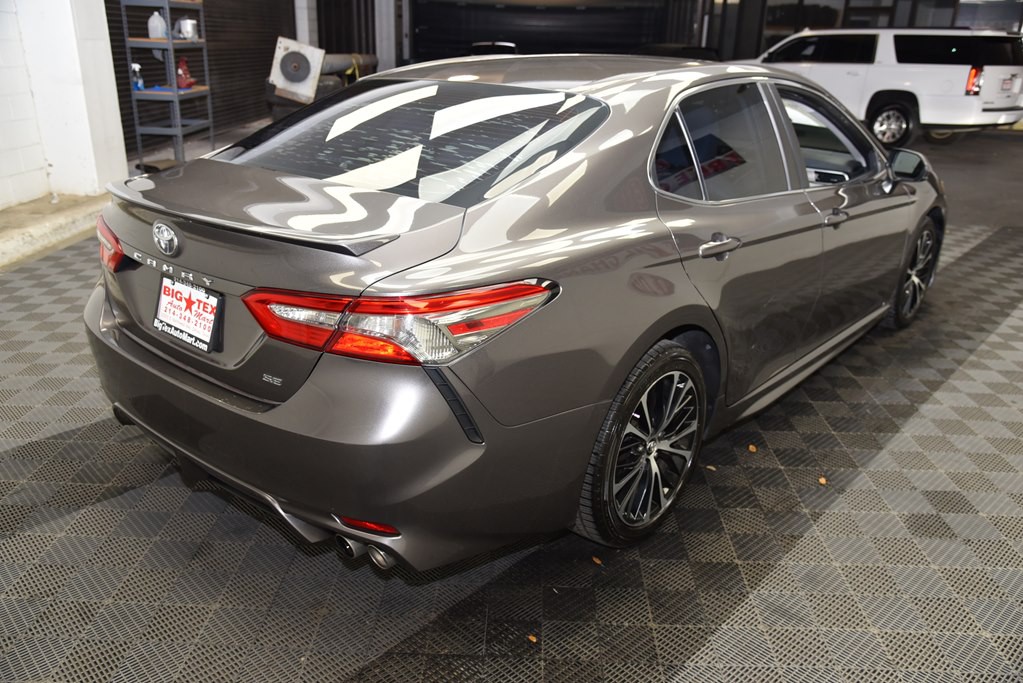 2018 Toyota Camry Image 5
