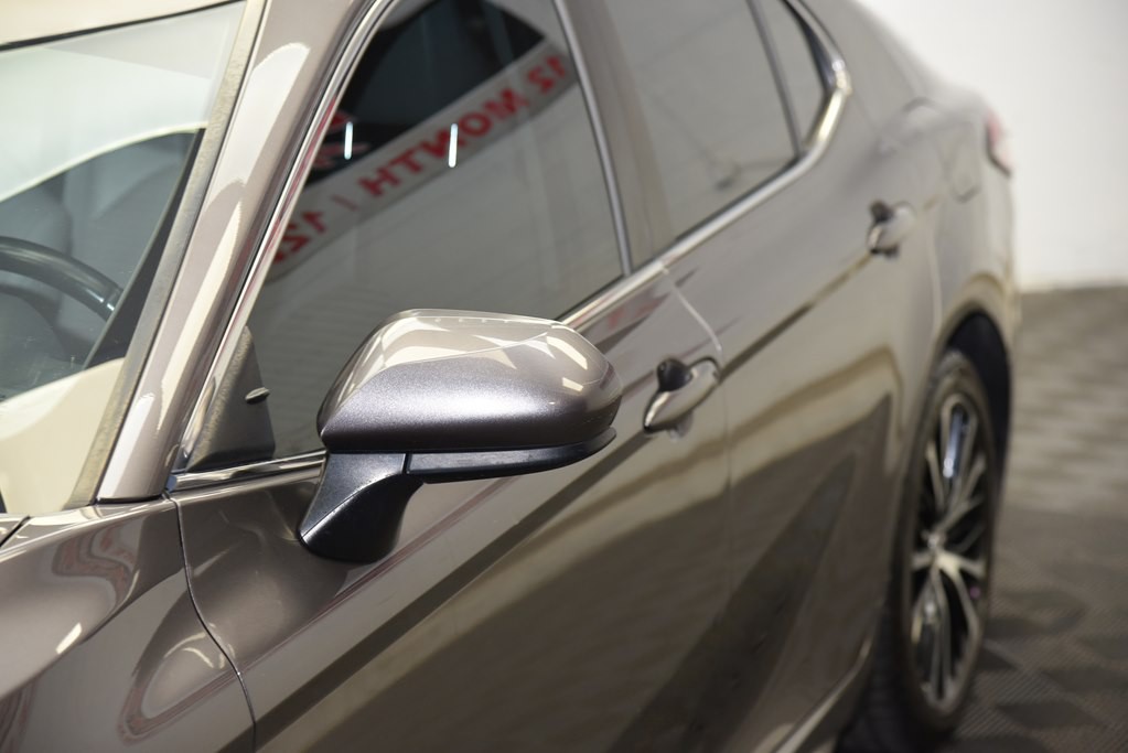 2018 Toyota Camry Image 10