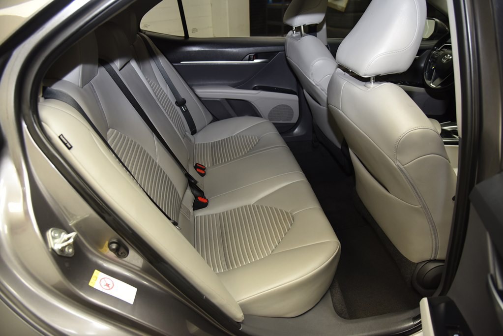 2018 Toyota Camry Image 30