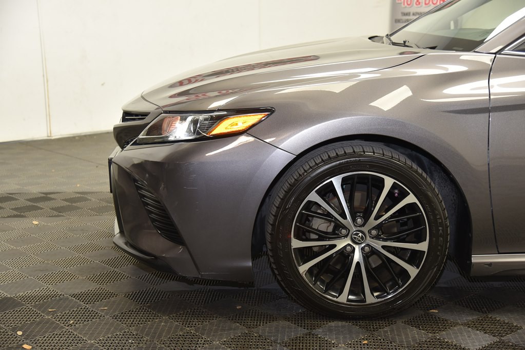 2018 Toyota Camry Image 36