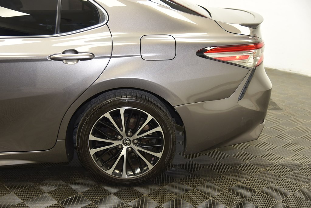2018 Toyota Camry Image 37