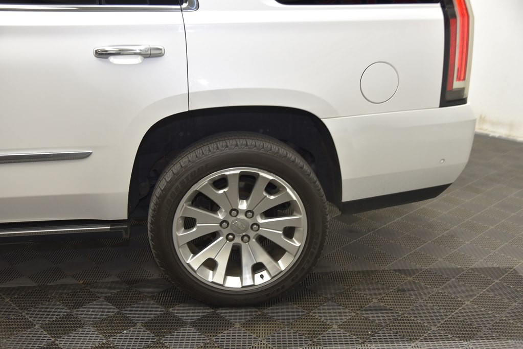 2017 Cadillac Escalade Image 29