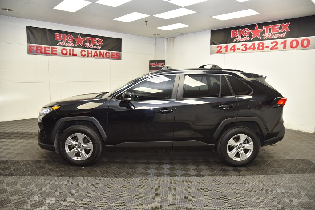 2019 Toyota Rav4 Image 2