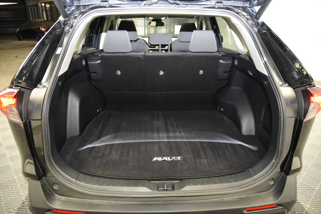 2019 Toyota Rav4 Image 17