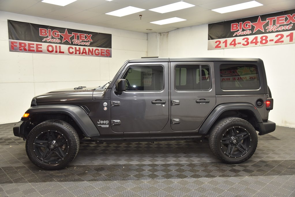 2020 Jeep Wrangler Unlimited Image 2