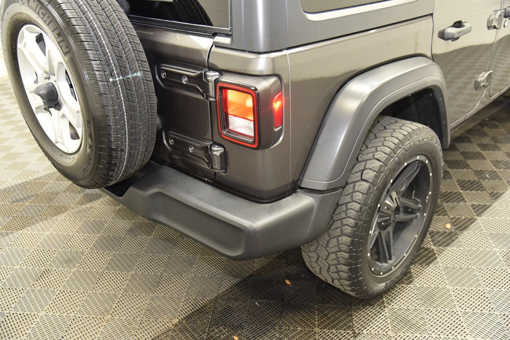 2020 Jeep Wrangler Unlimited Image 13