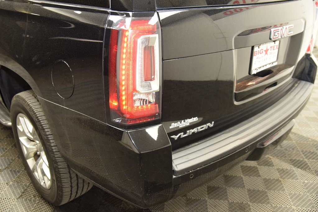 2018 GMC Yukon Image 16