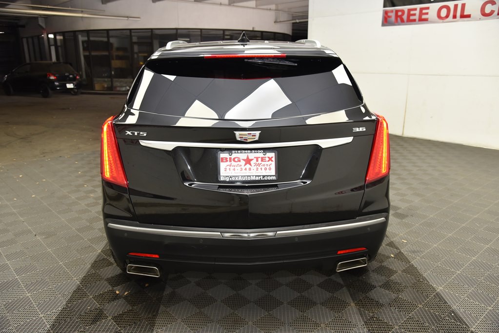 2017 Cadillac XT5 Image 4