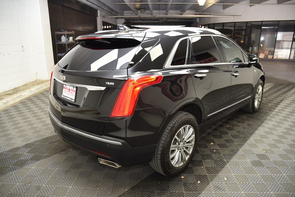 2017 Cadillac XT5 Image 5