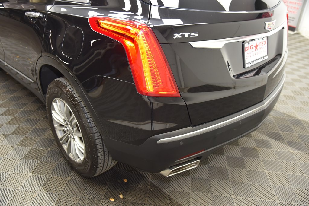 2017 Cadillac XT5 Image 12