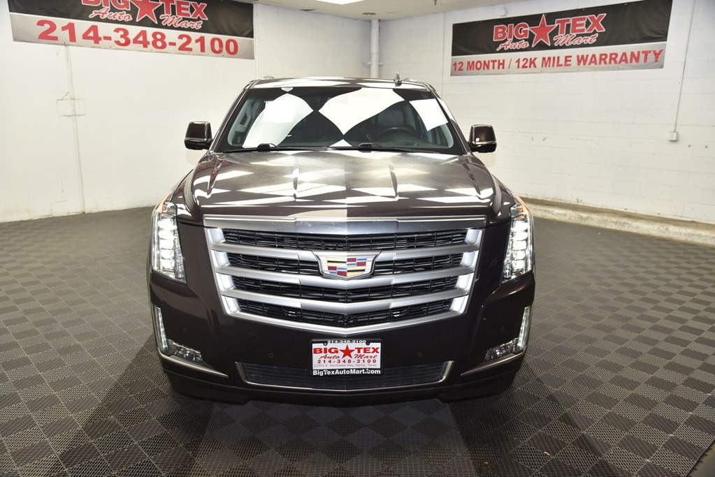 2016 Cadillac Escalade Image 8