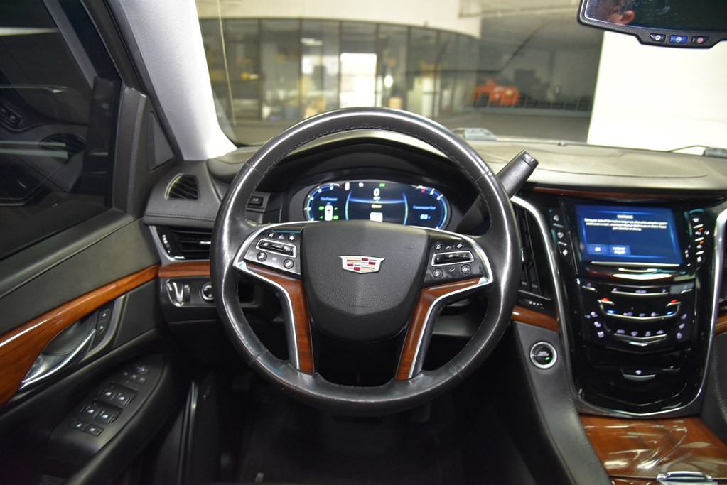 2016 Cadillac Escalade Image 19