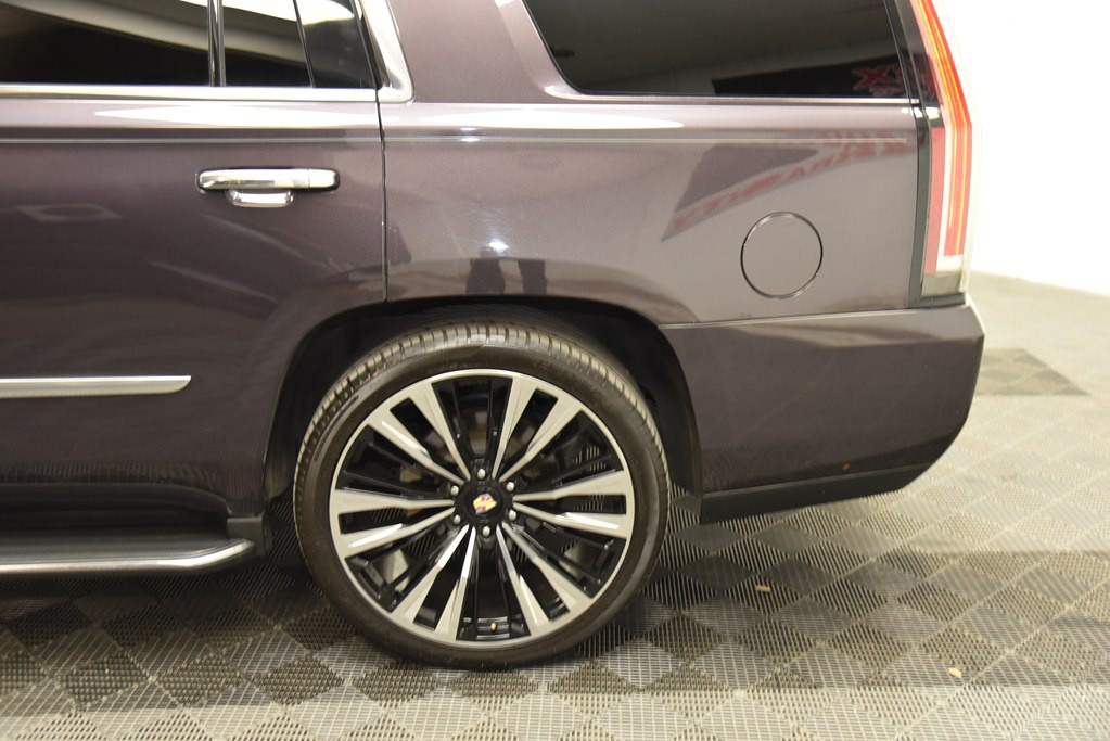 2016 Cadillac Escalade Image 36