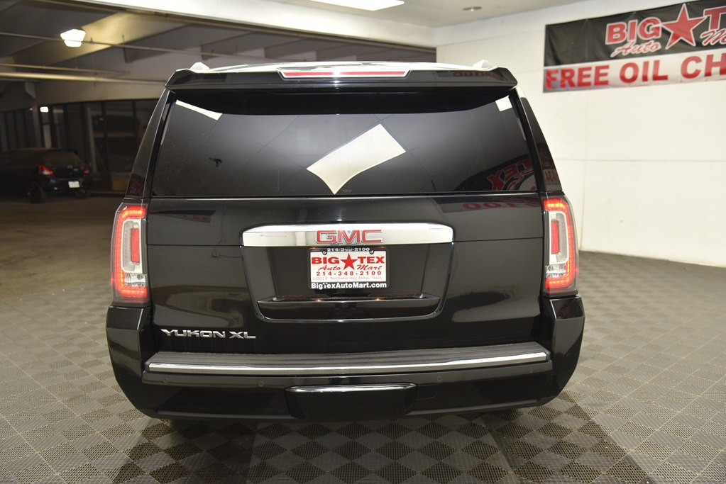 2017 GMC Yukon Image 4