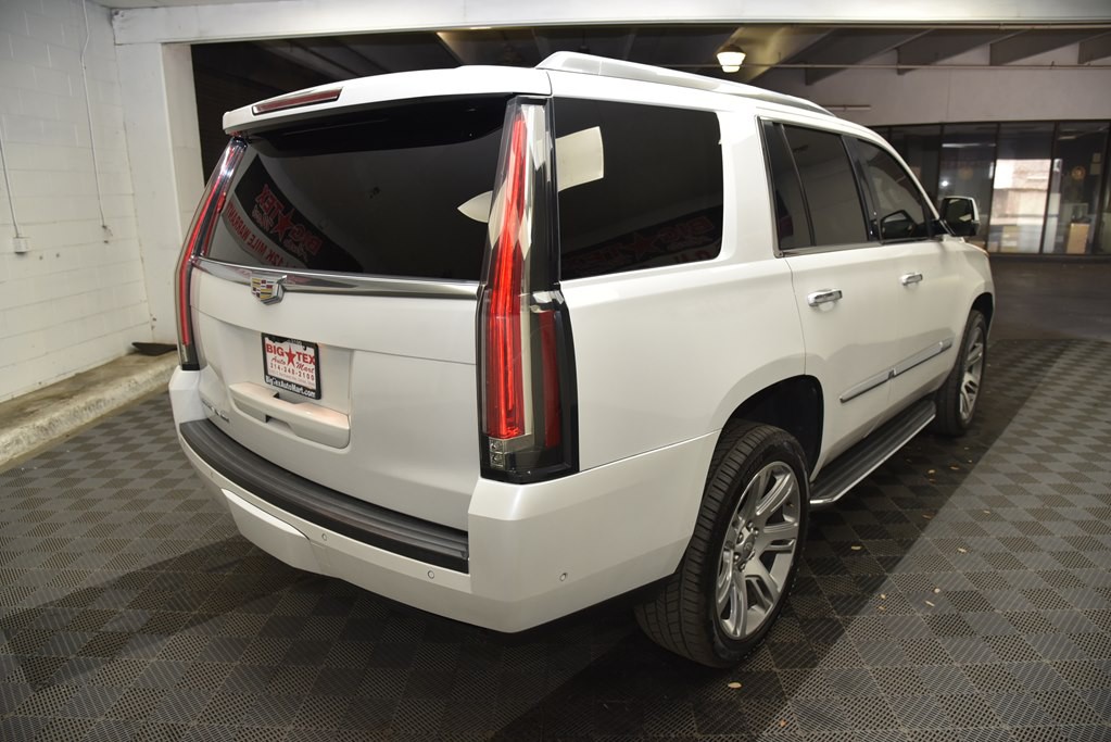 2018 Cadillac Escalade Image 5