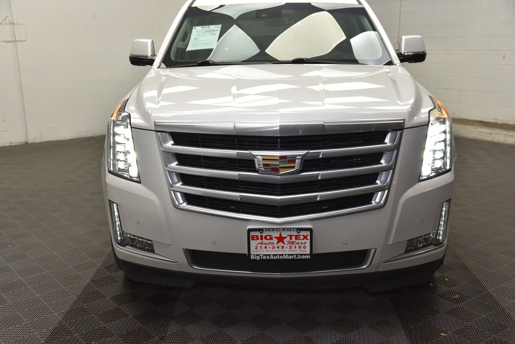 2018 Cadillac Escalade Image 8