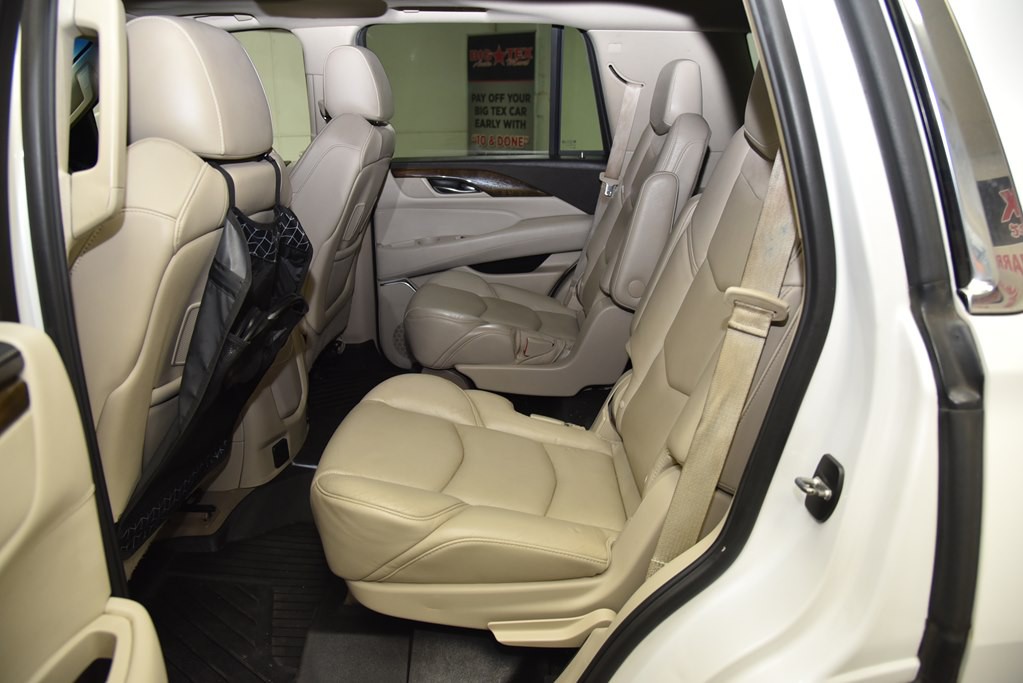 2018 Cadillac Escalade Image 18