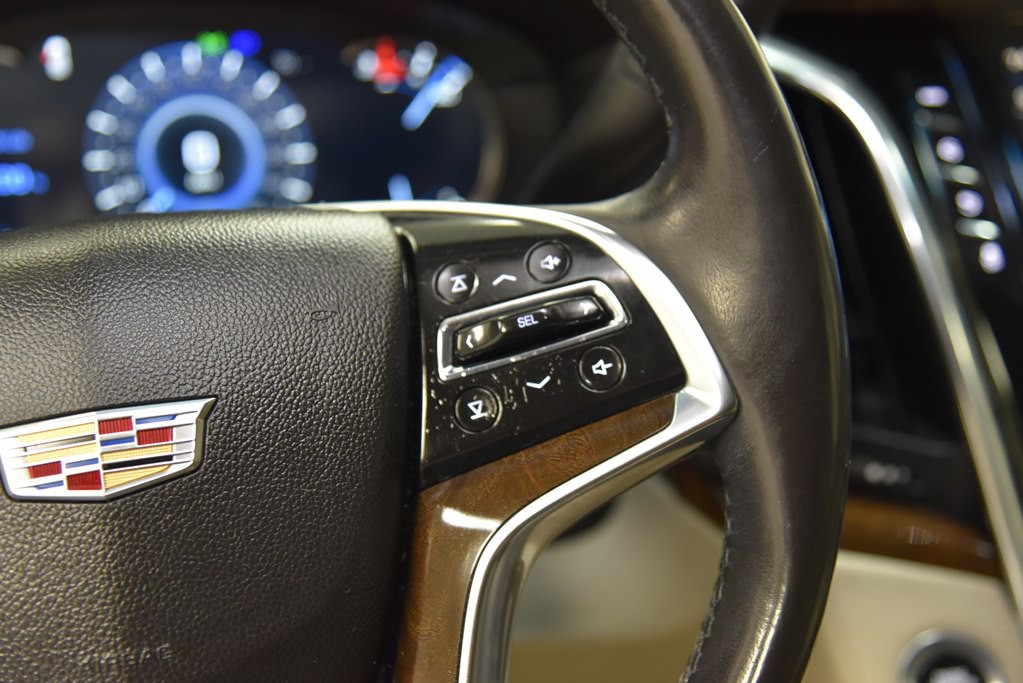 2018 Cadillac Escalade Image 25