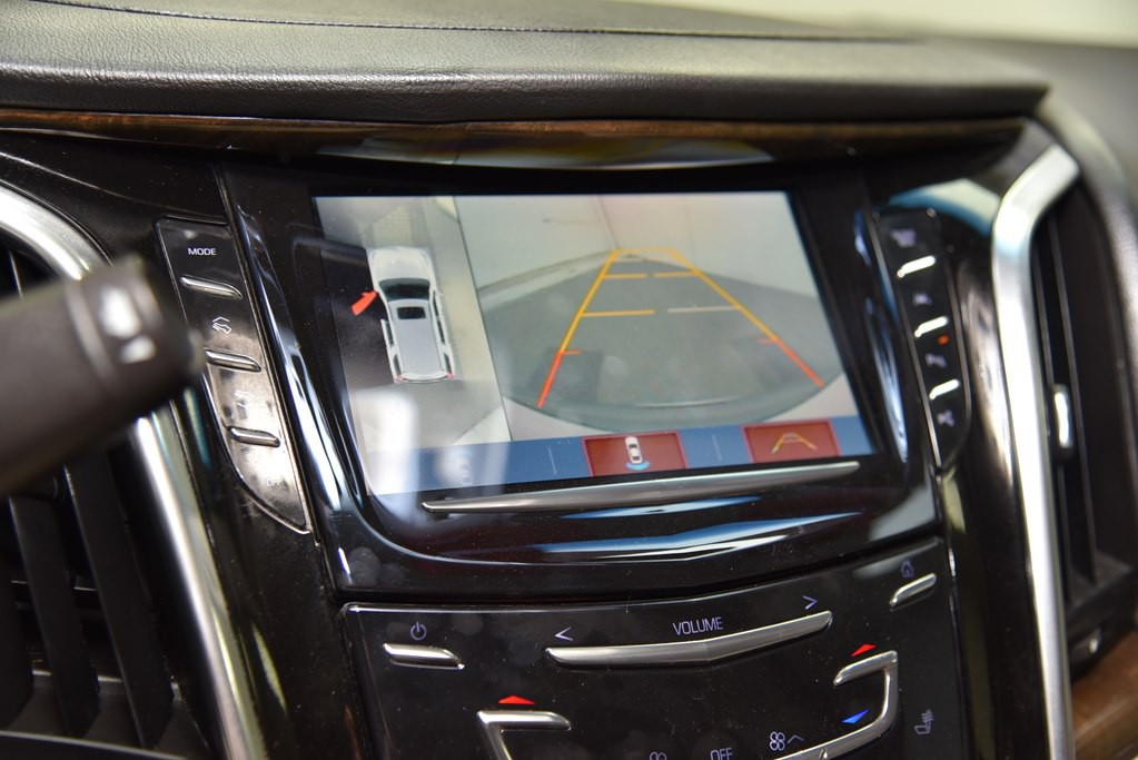 2018 Cadillac Escalade Image 28