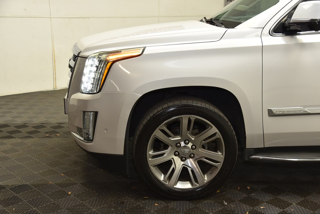 2018 Cadillac Escalade Image 29