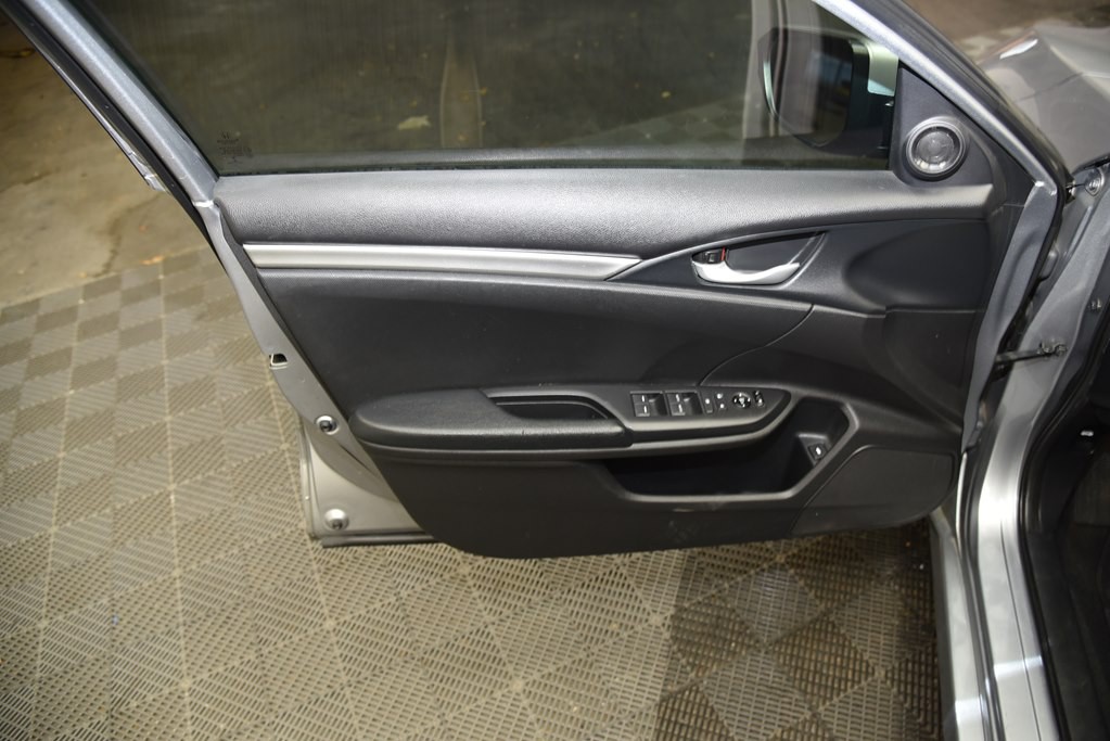 2019 Honda Civic Image 23