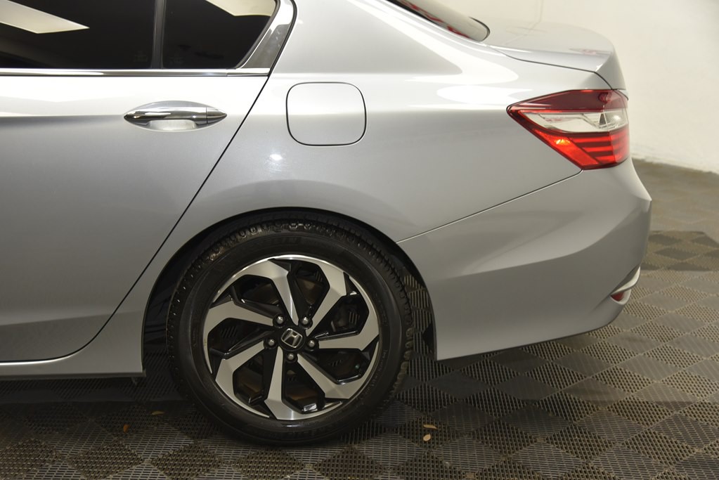 2017 Honda Accord Image 33