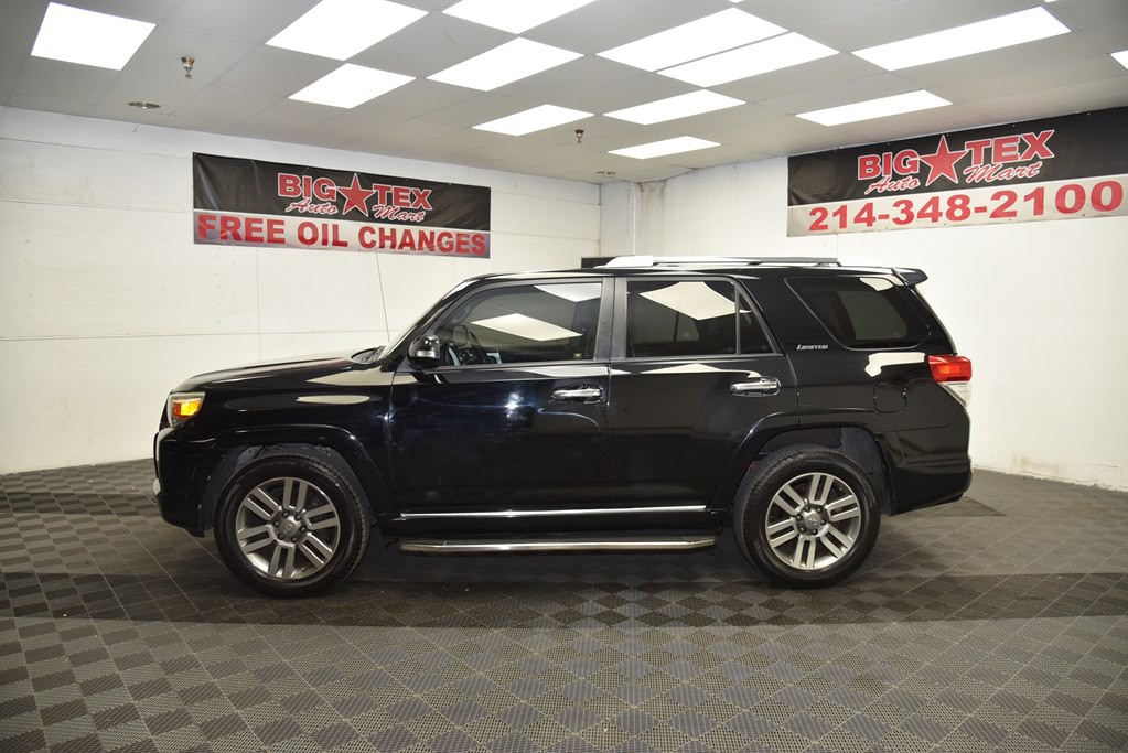 2013 Toyota 4Runner Image 2
