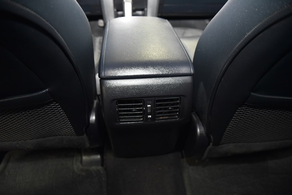 2013 Toyota 4Runner Image 18