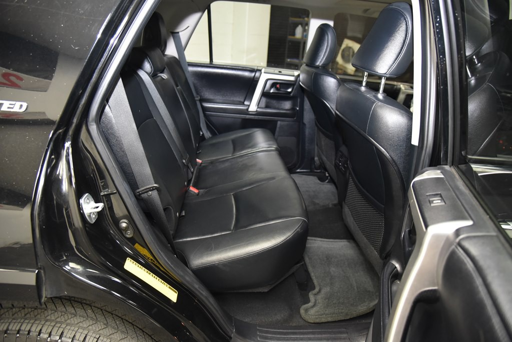 2013 Toyota 4Runner Image 25