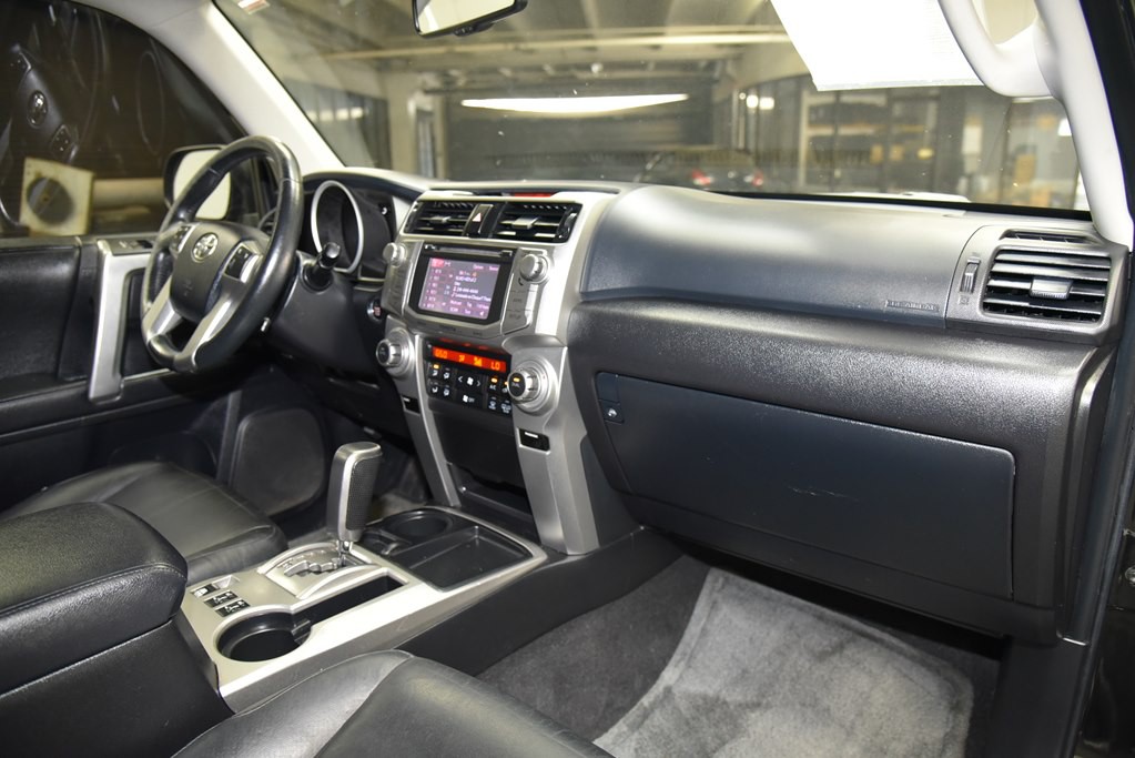2013 Toyota 4Runner Image 29