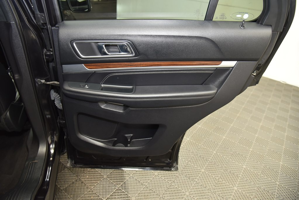 2019 Ford Explorer Image 10