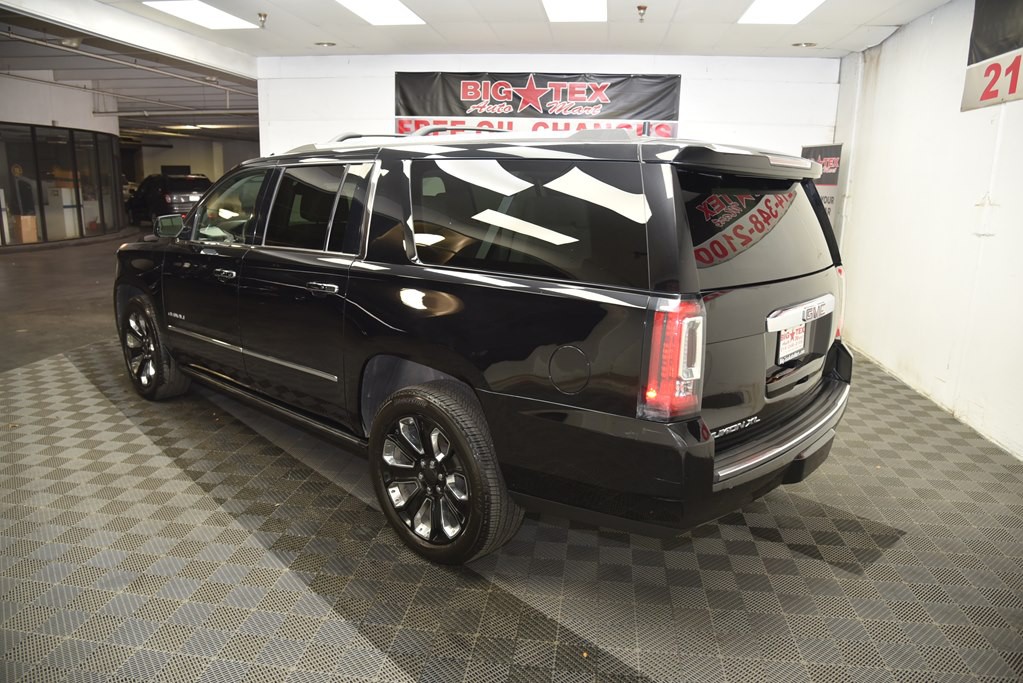 2015 GMC Yukon Image 3