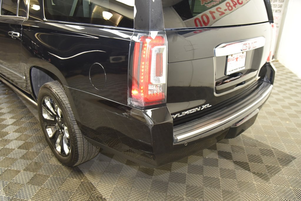 2015 GMC Yukon Image 14