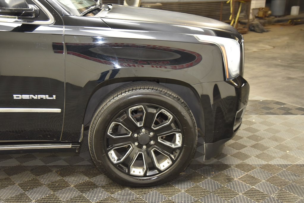 2015 GMC Yukon Image 38