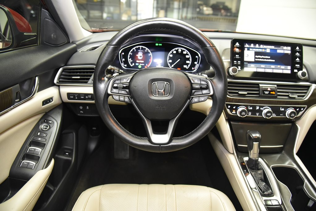 2018 Honda Accord Image 17