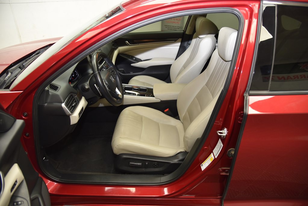 2018 Honda Accord Image 20